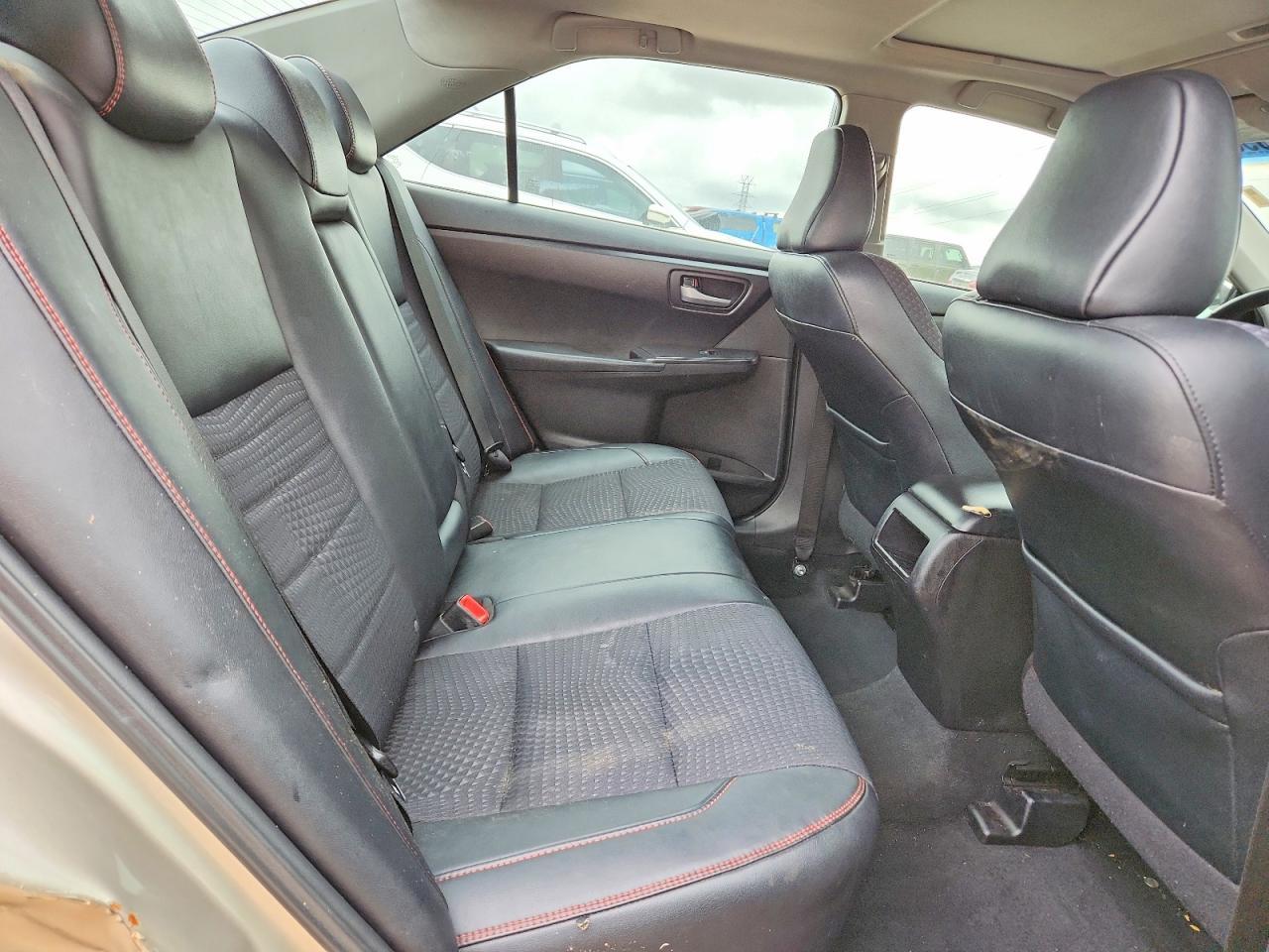 2015 TOYOTA CAMRY
