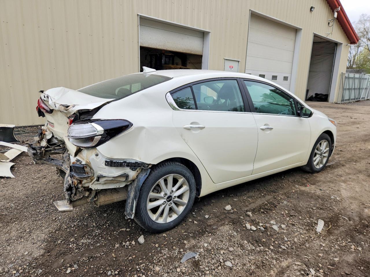 2017 KIA FORTE