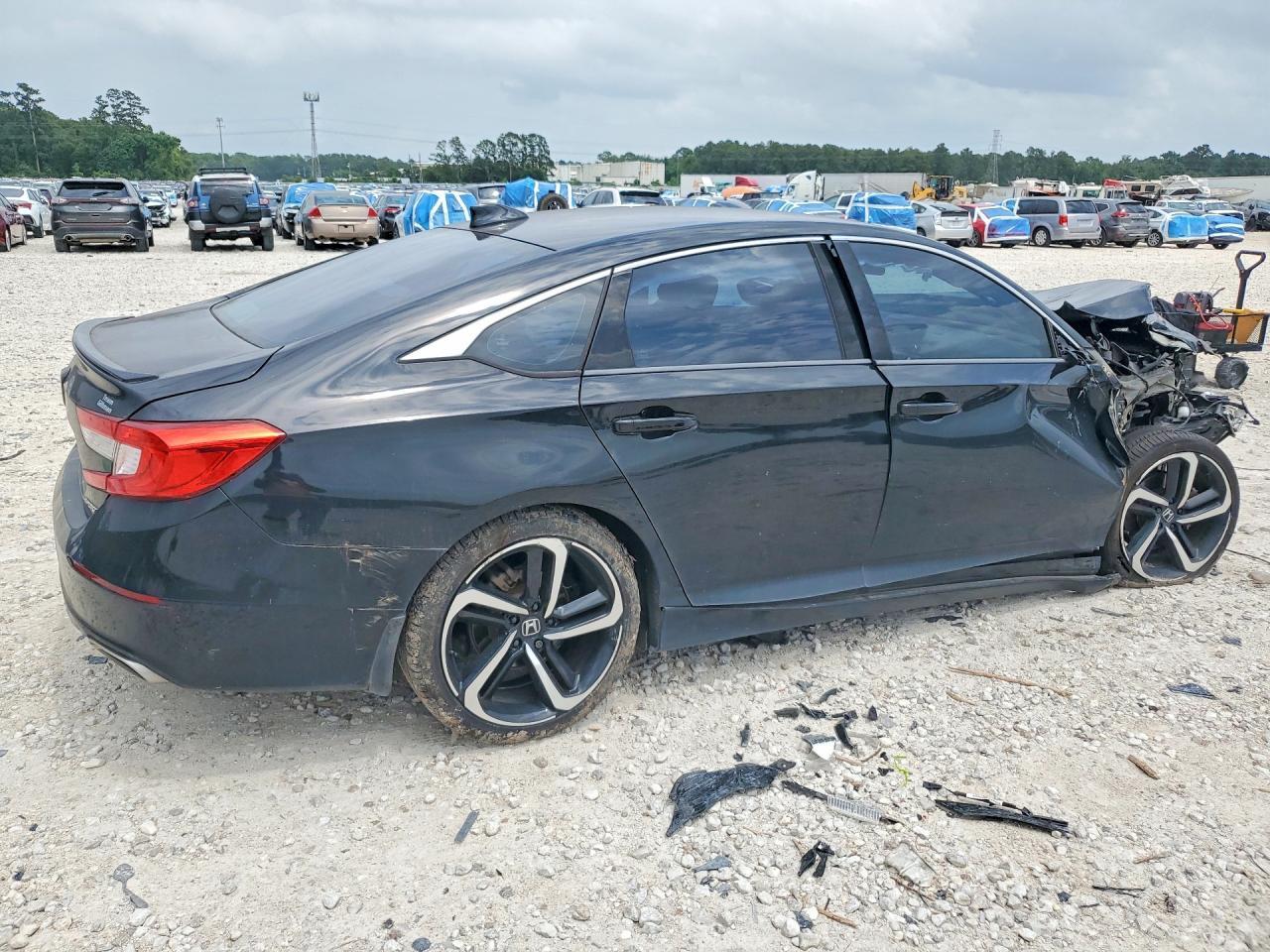 2019 HONDA ACCORD