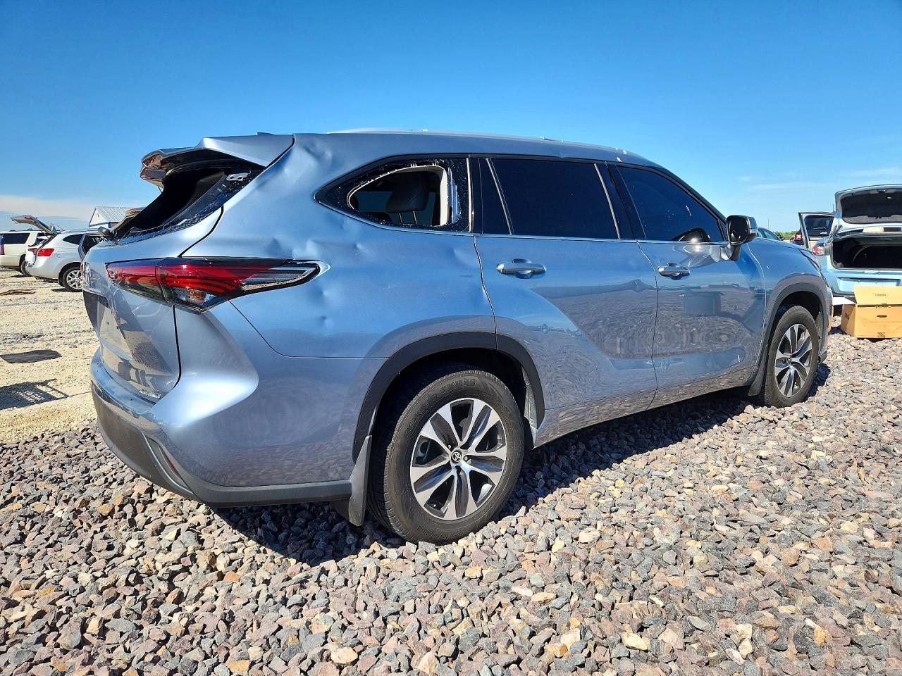 2022 TOYOTA HIGHLANDER