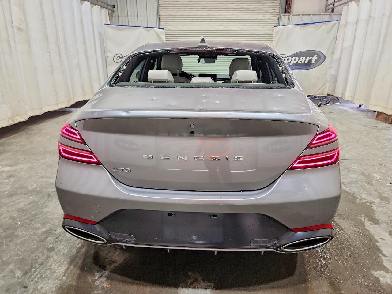 2025 GENESIS G70