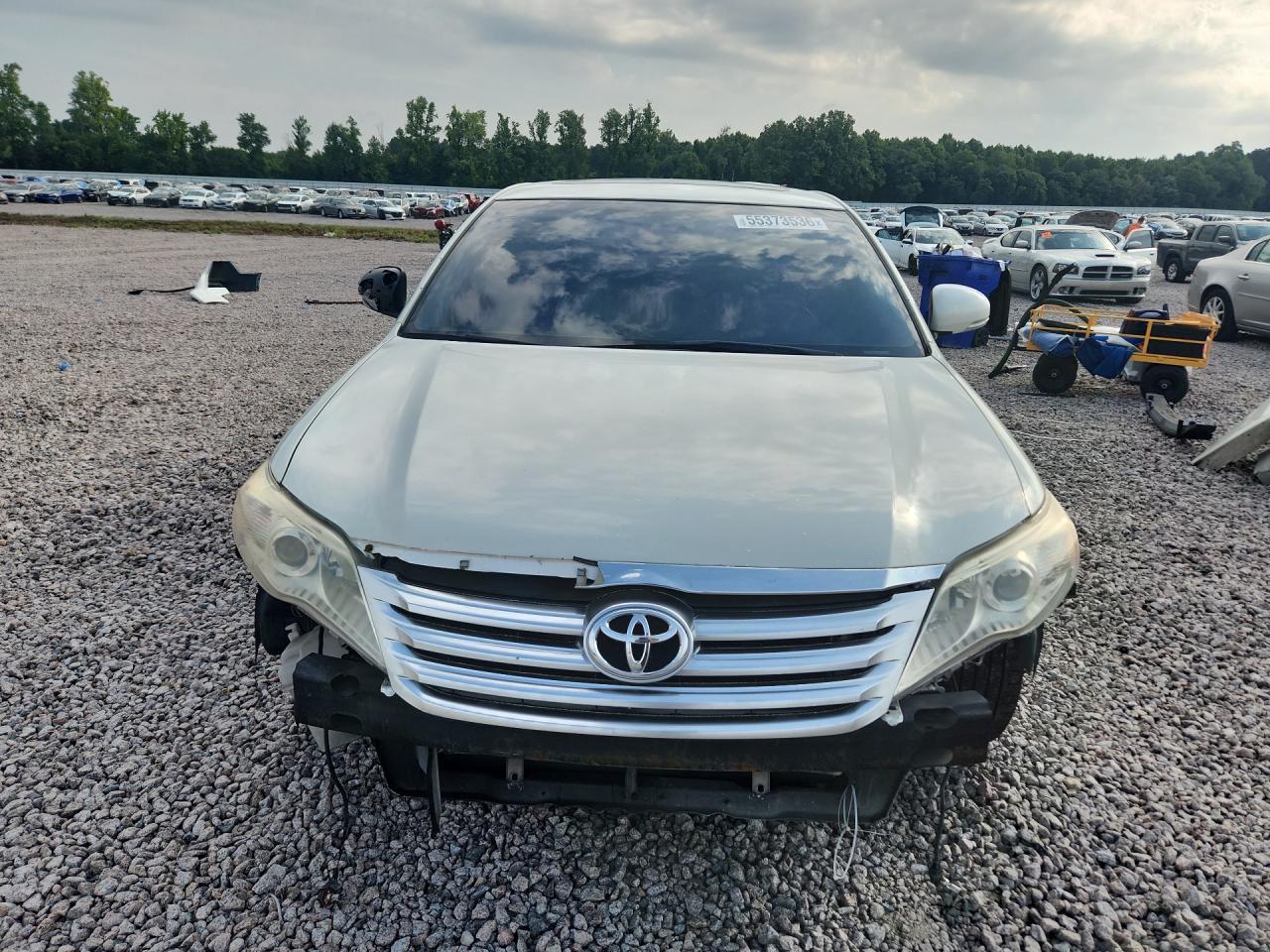 2011 TOYOTA Avalon