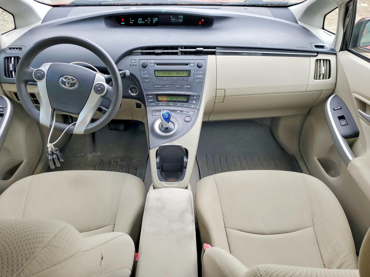 2011 TOYOTA PRIUS