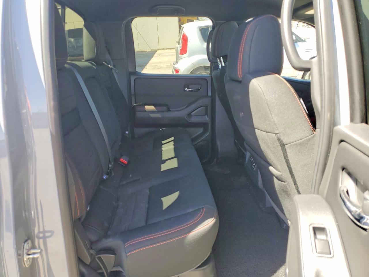 2025 NISSAN Frontier