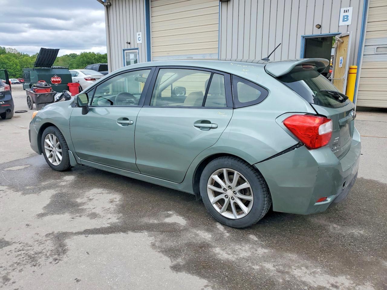 2014 SUBARU IMPREZA