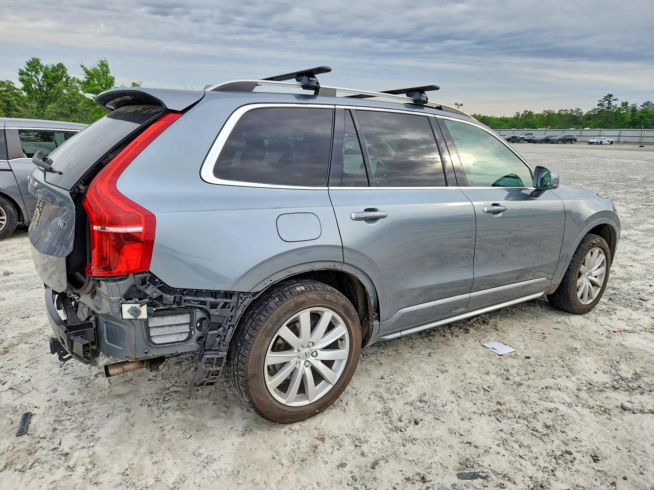 2018 VOLVO XC90
