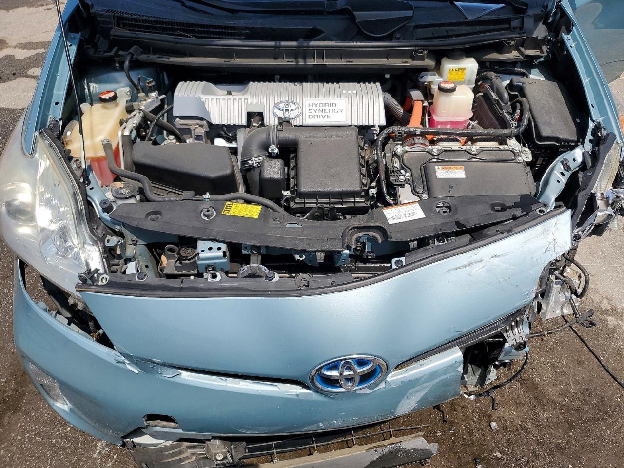 2015 TOYOTA PRIUS