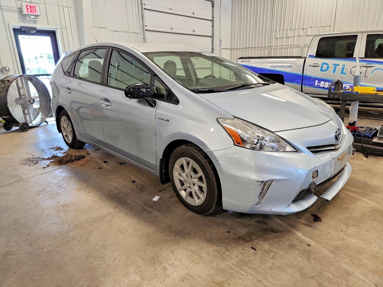 2012 TOYOTA PRIUS V