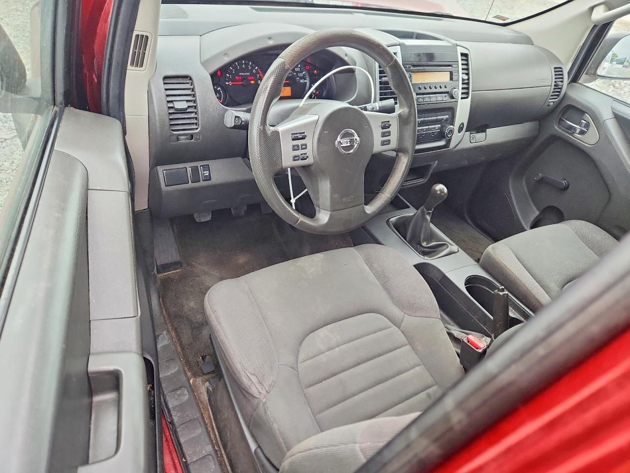 2016 NISSAN Frontier