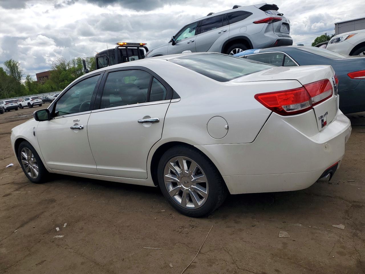 2010 LINCOLN MKZ