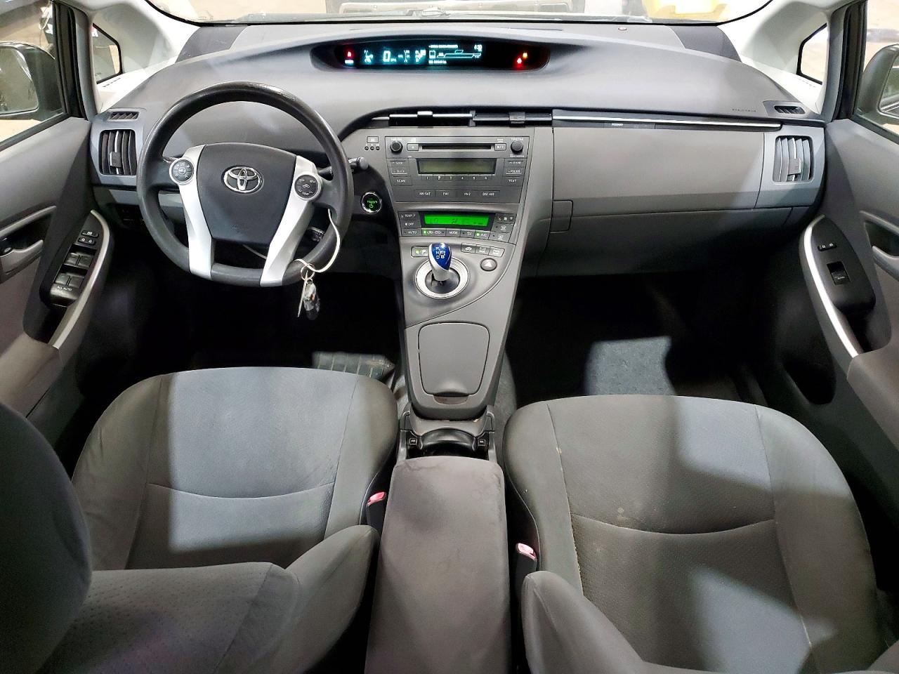 2010 TOYOTA PRIUS