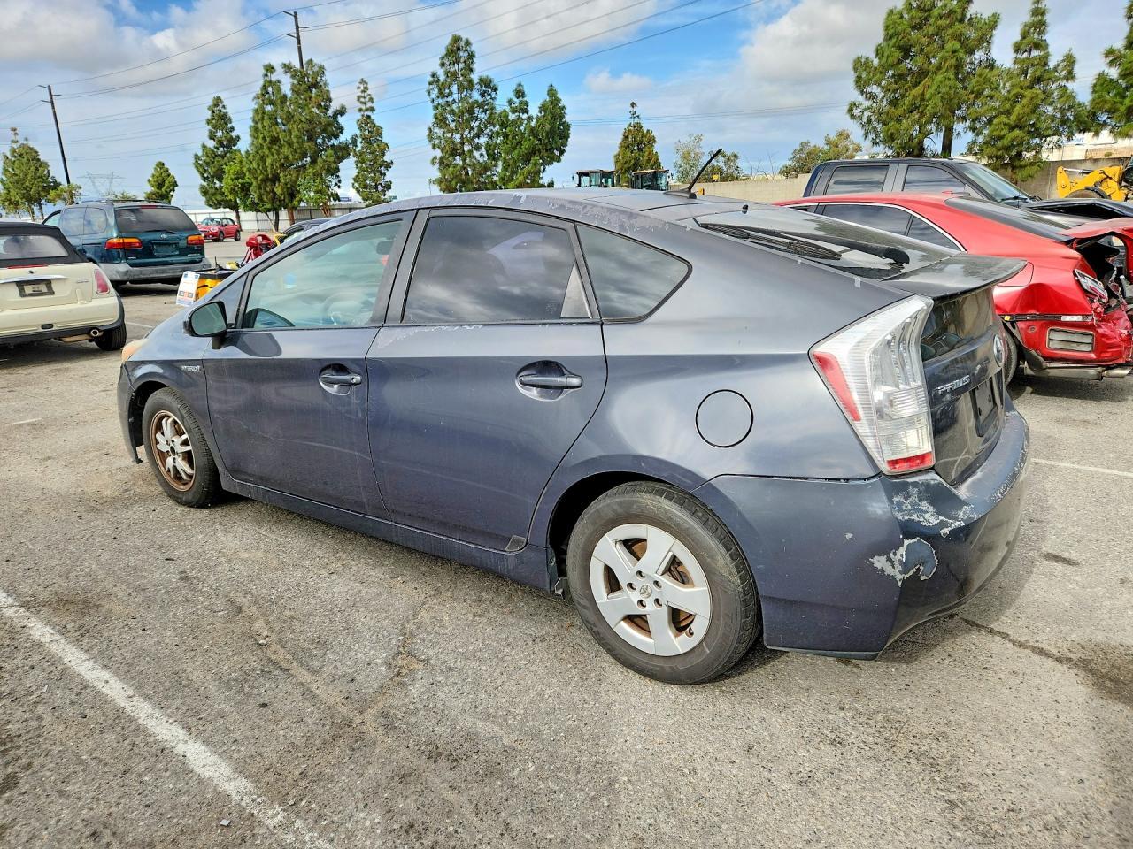 2011 TOYOTA PRIUS