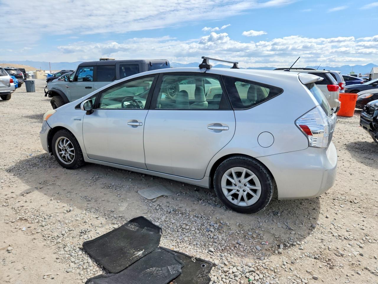 2012 TOYOTA PRIUS V