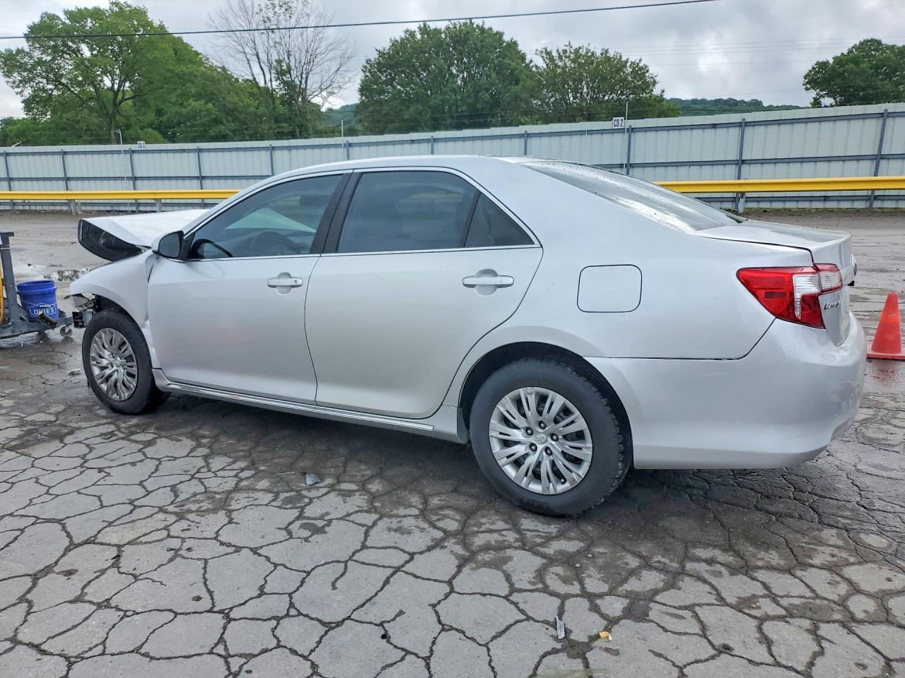 2014 TOYOTA CAMRY