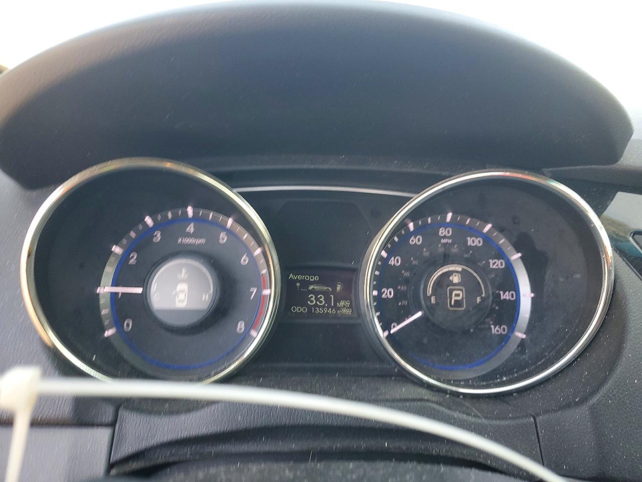 2011 HYUNDAI SONATA