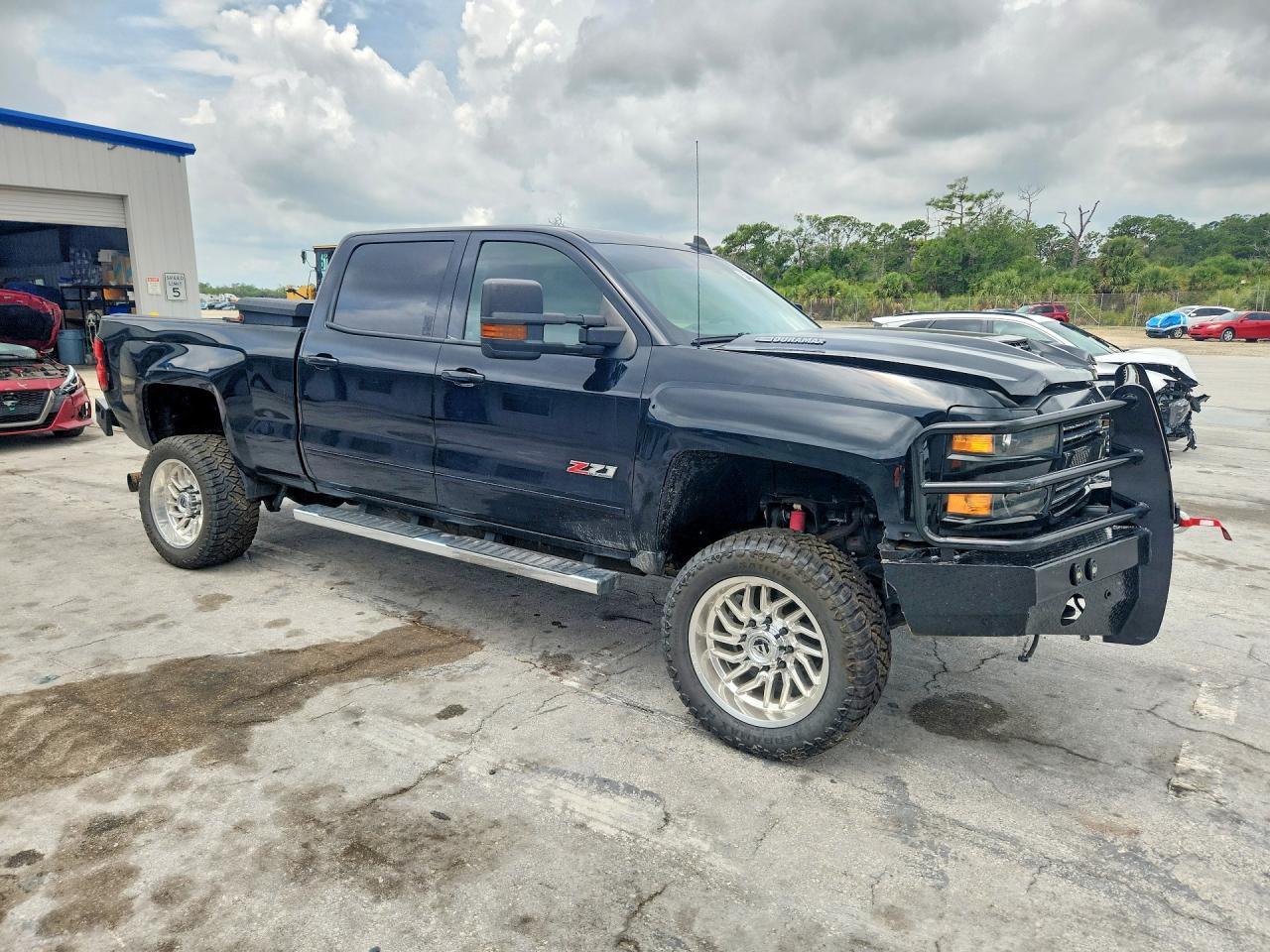 2017 CHEVROLET Silverado 2500