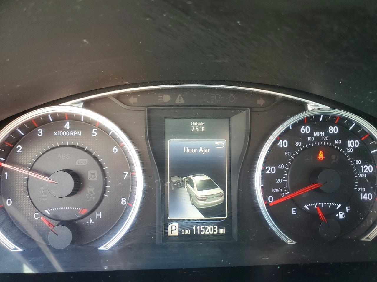 2015 TOYOTA CAMRY