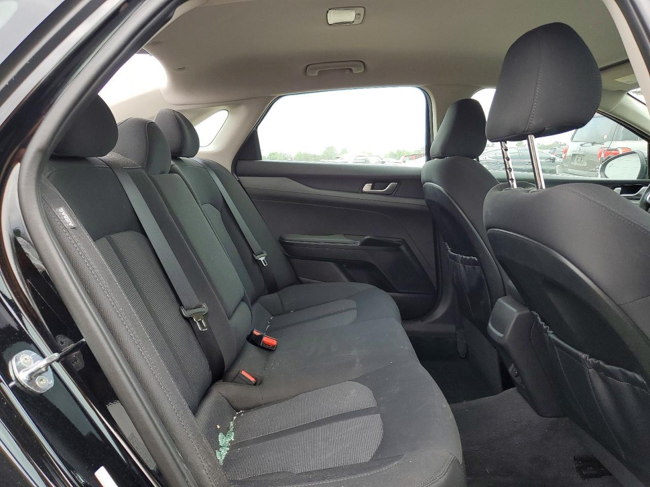 2023 KIA K5