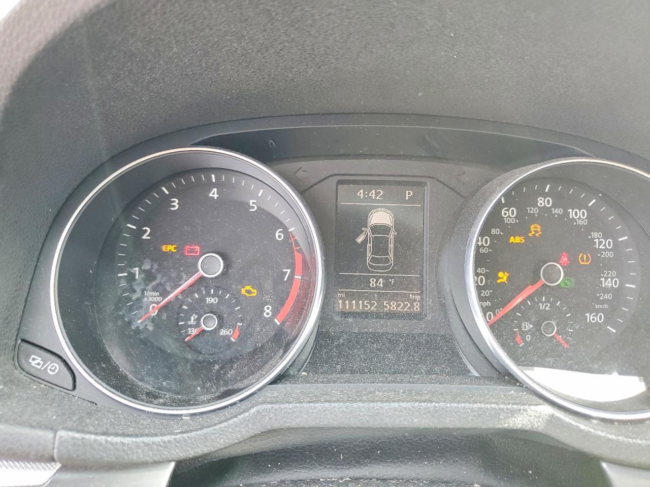 2016 VOLKSWAGEN Passat