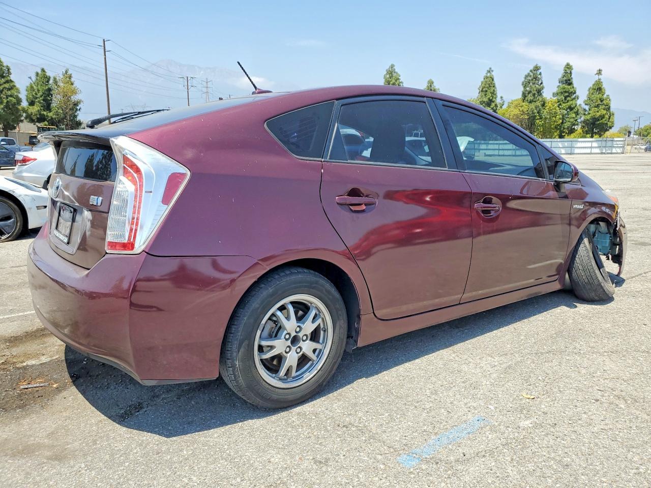 2013 TOYOTA PRIUS
