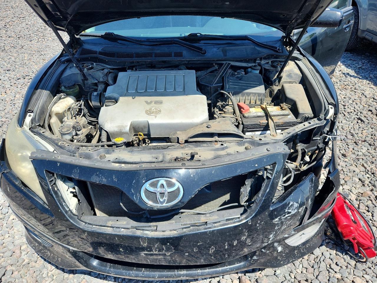 2011 TOYOTA CAMRY