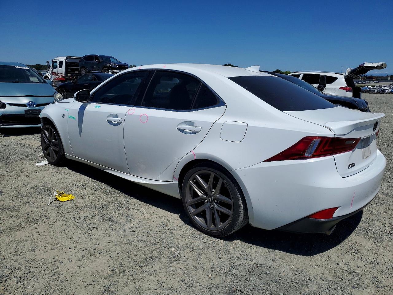 2016 LEXUS IS 200t