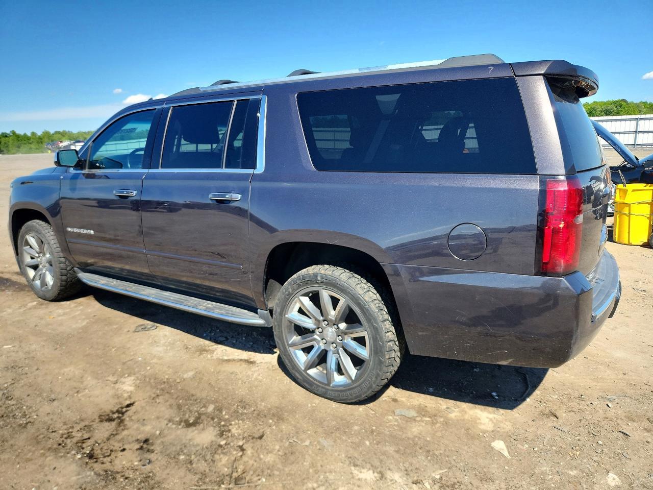 2018 CHEVROLET Suburban