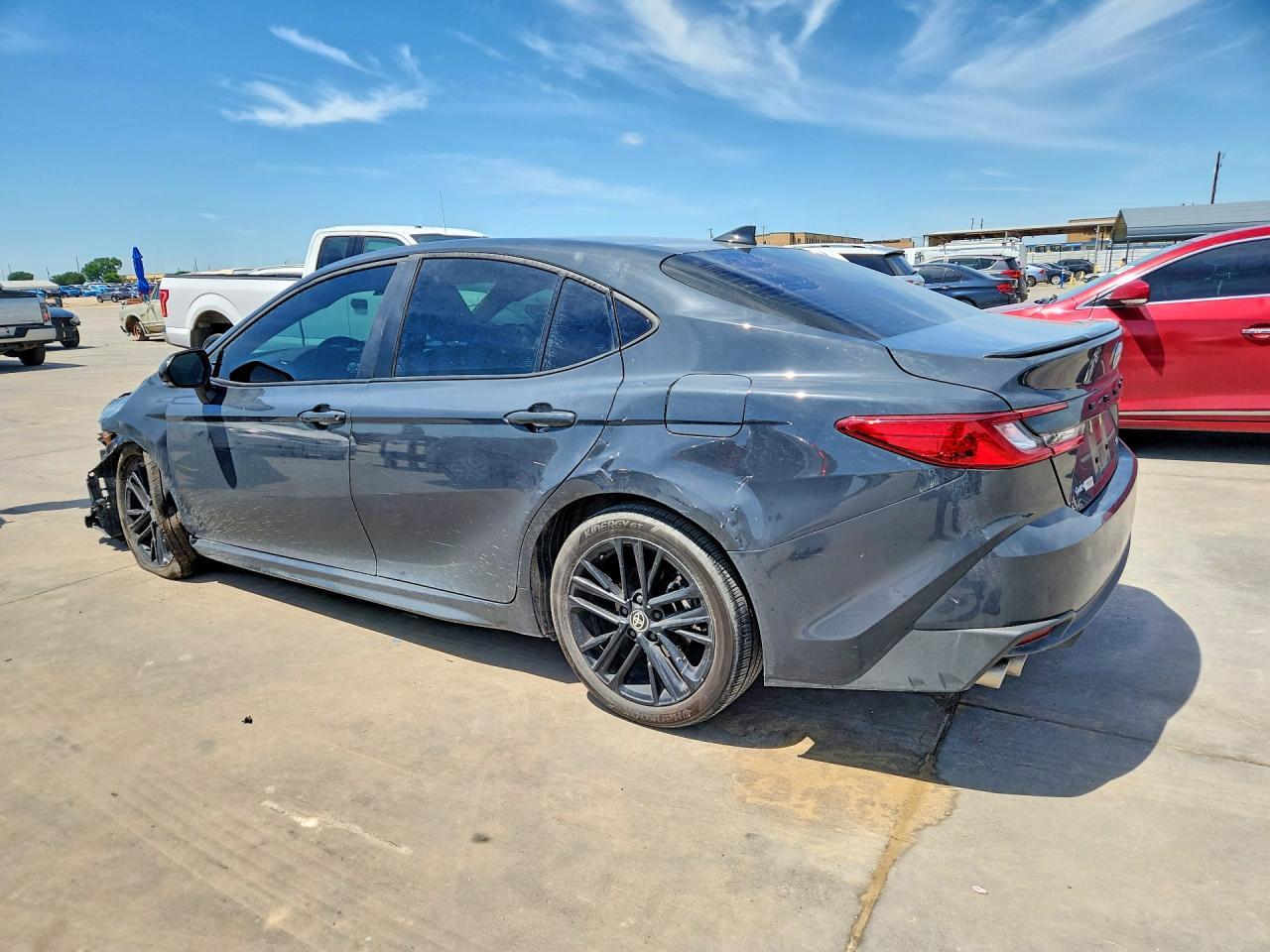 2025 TOYOTA CAMRY