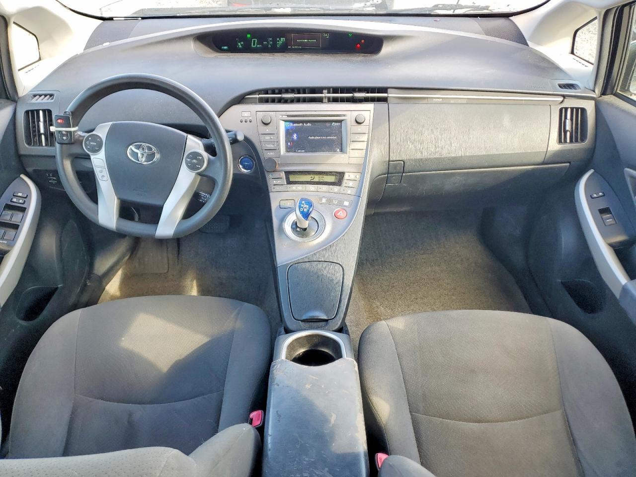 2011 TOYOTA PRIUS
