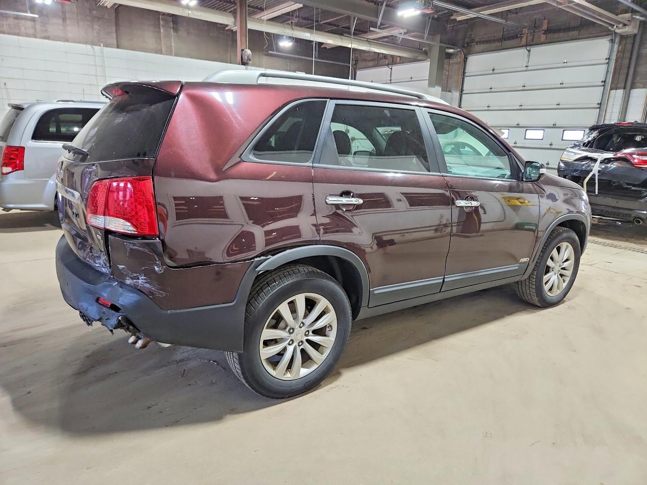 2011 KIA SORENTO