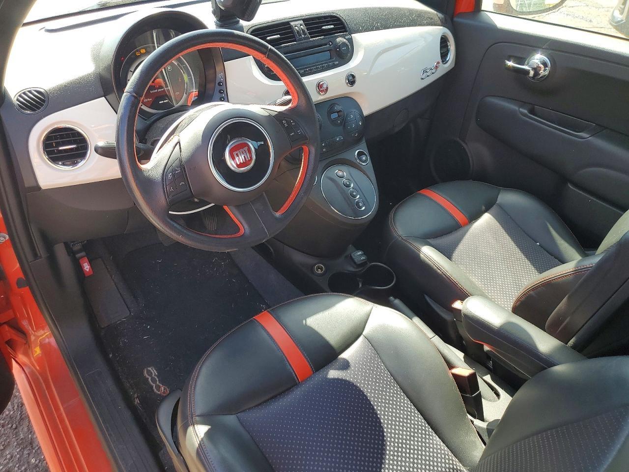 2015 FIAT 500