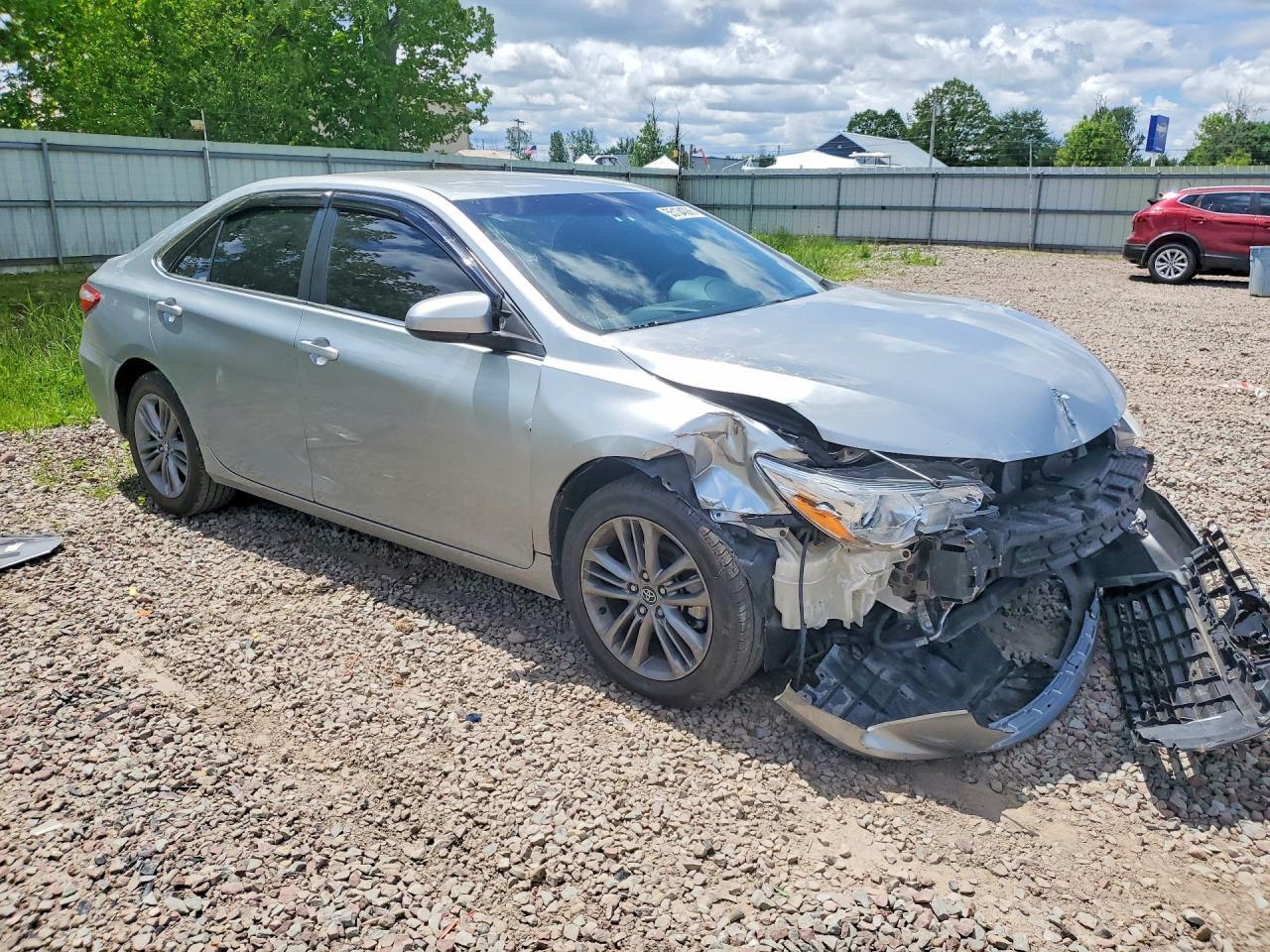 2016 TOYOTA CAMRY