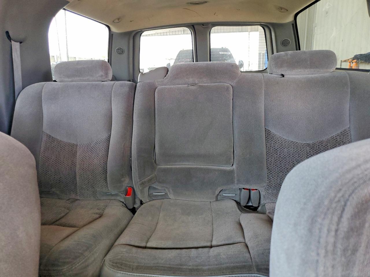 2003 CHEVROLET Suburban