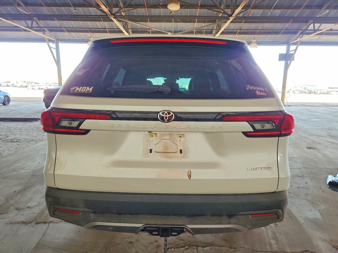 2026 TOYOTA HIGHLANDER