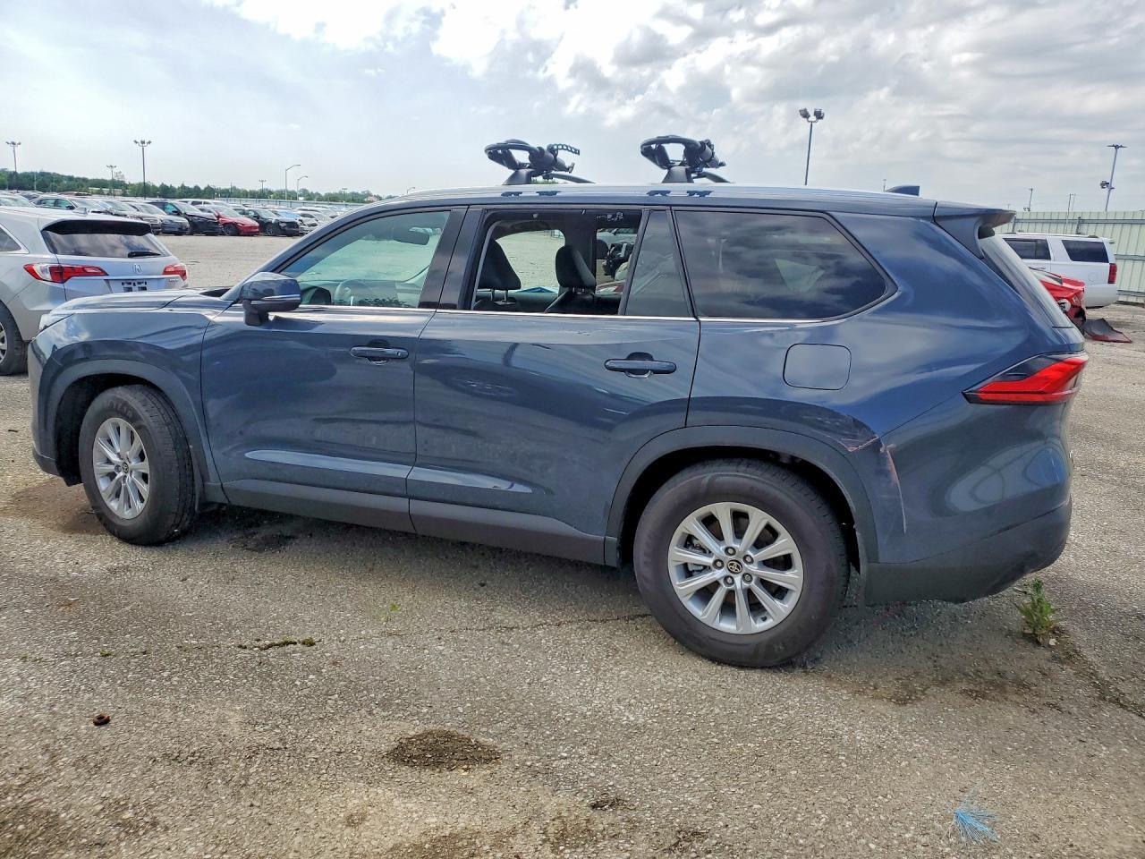2024 TOYOTA HIGHLANDER