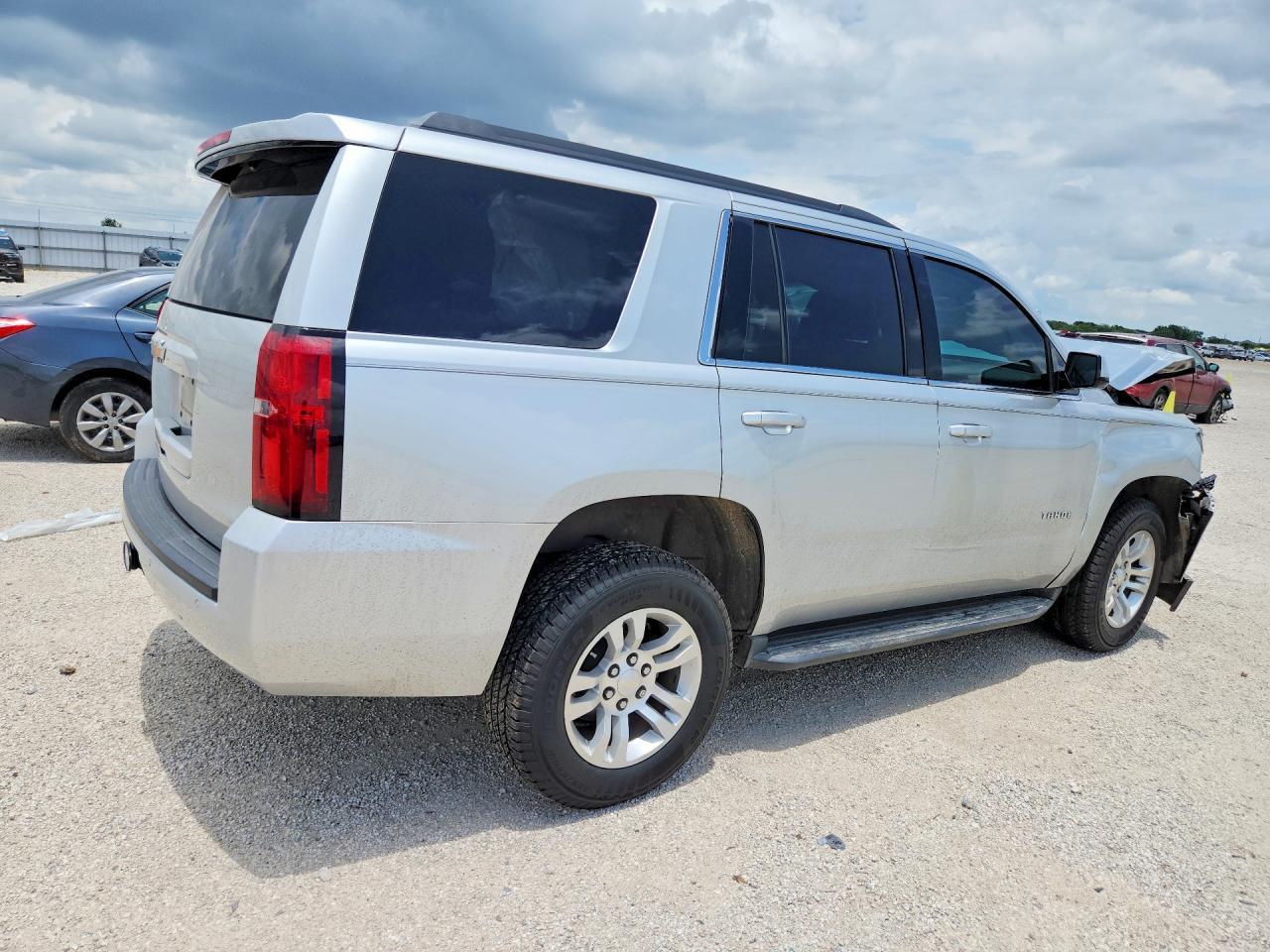 2017 CHEVROLET Tahoe