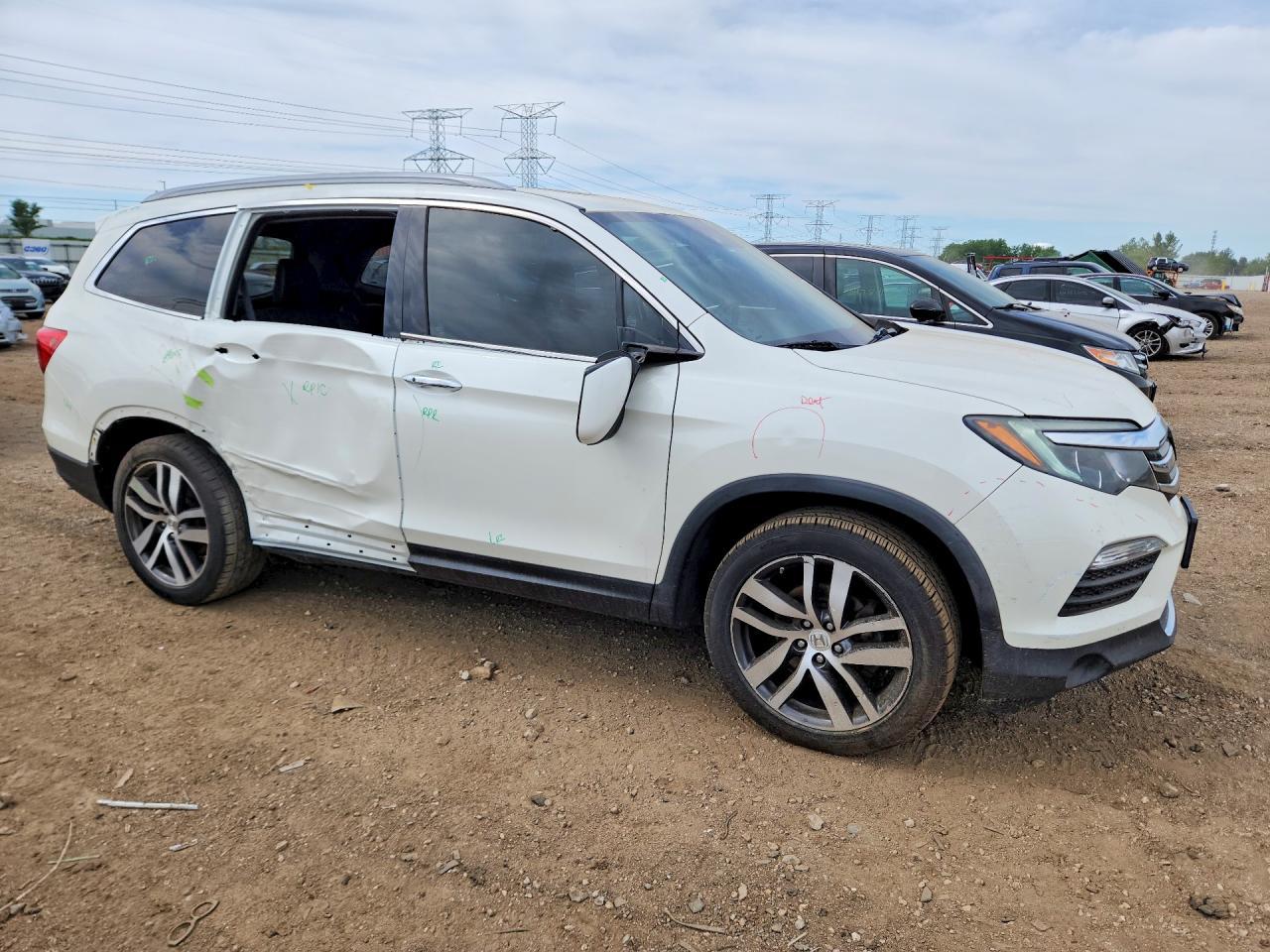 2017 HONDA PILOT