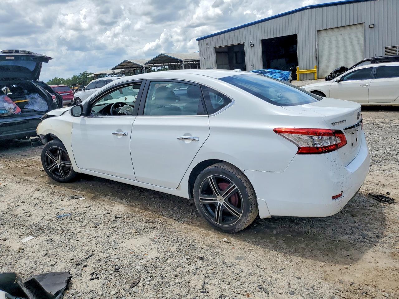 2015 NISSAN SENTRA