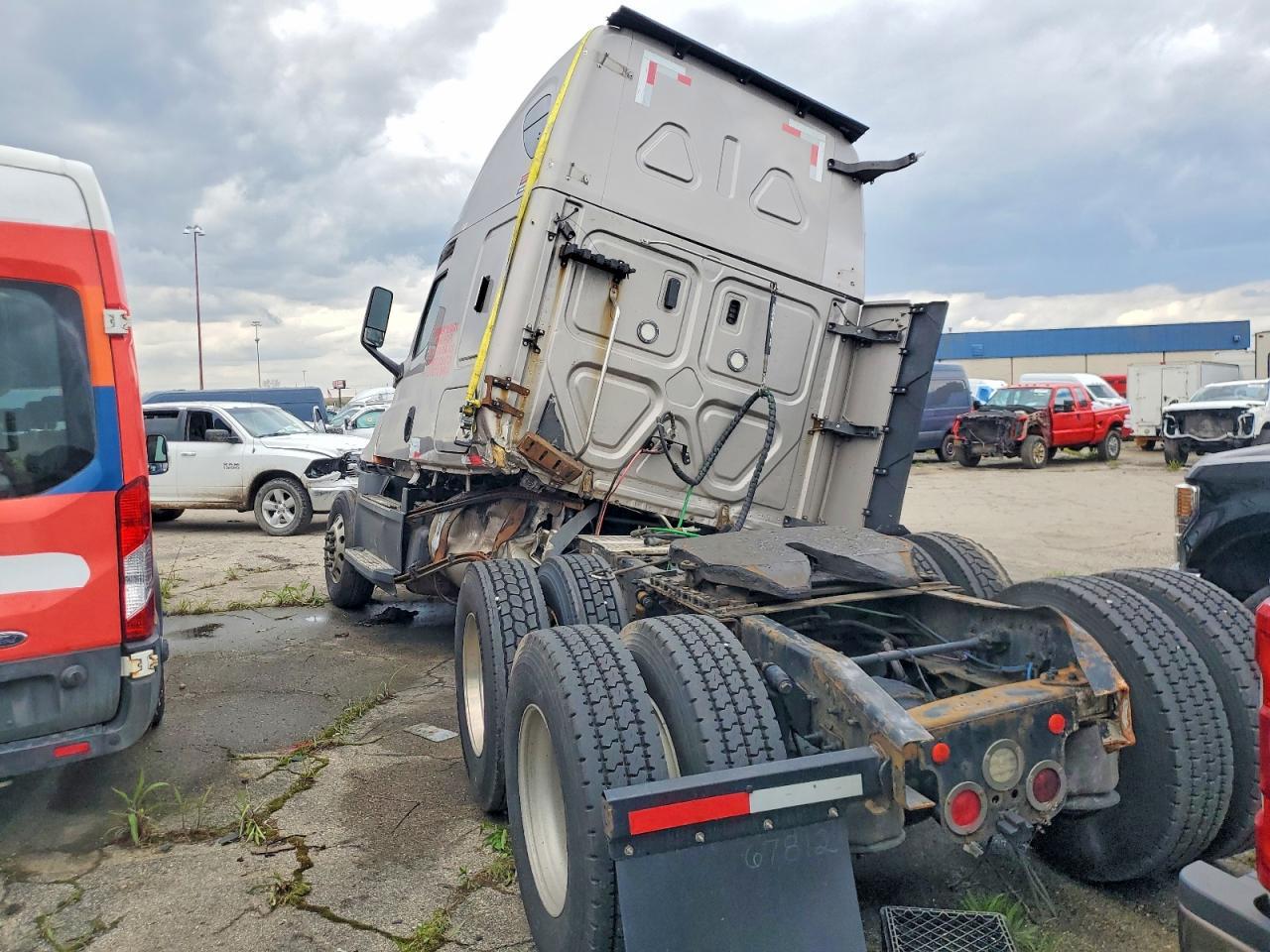 2019 FREIGHTLINER CASCADIA 126