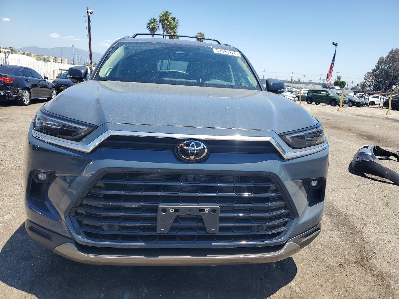 2026 TOYOTA HIGHLANDER