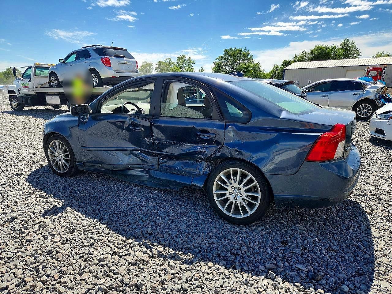 2010 VOLVO S40