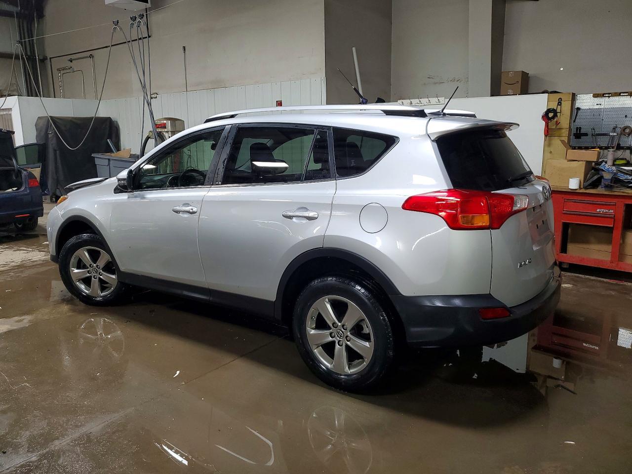 2015 TOYOTA RAV4