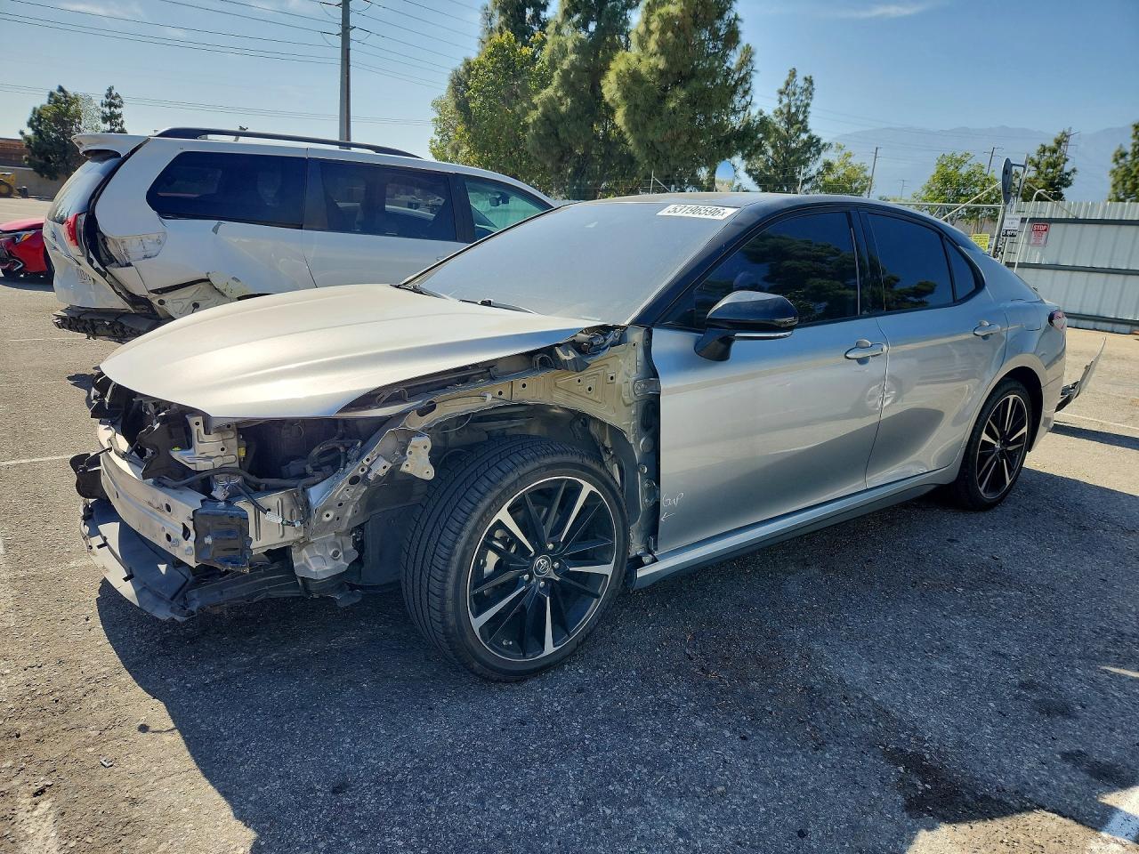 2019 TOYOTA CAMRY