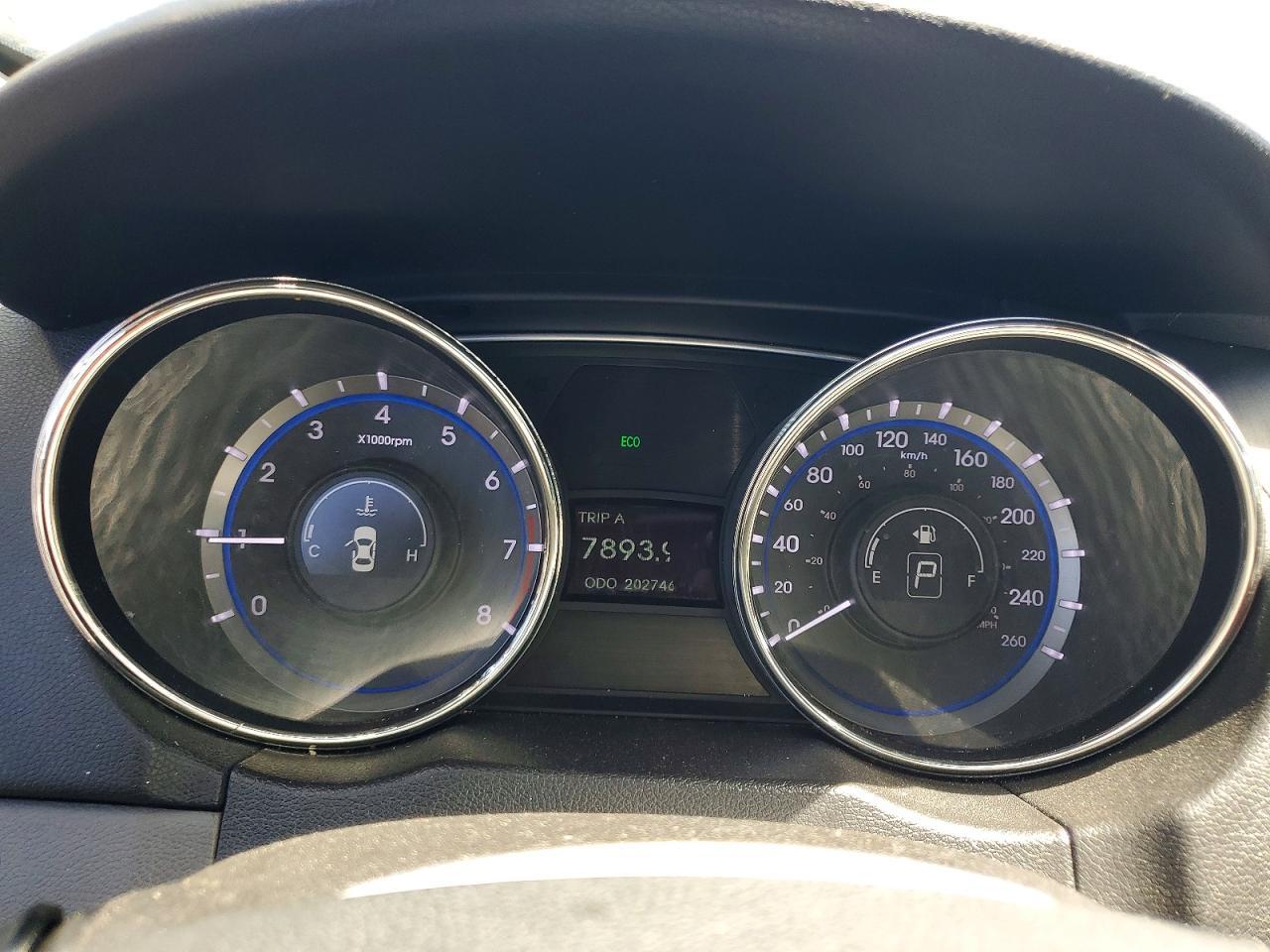 2012 HYUNDAI SONATA