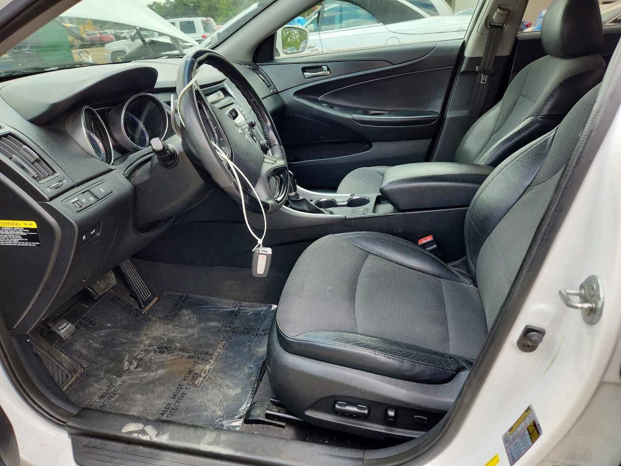 2013 HYUNDAI SONATA