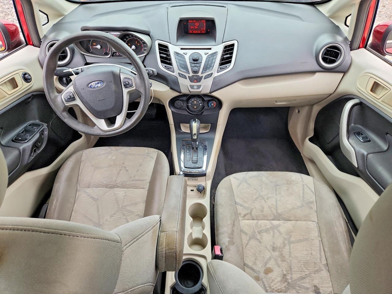 2013 FORD Fiesta