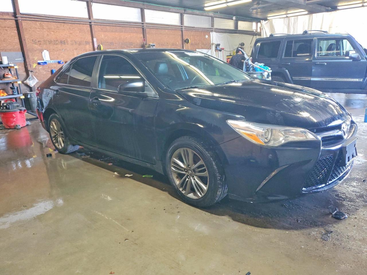 2015 TOYOTA CAMRY