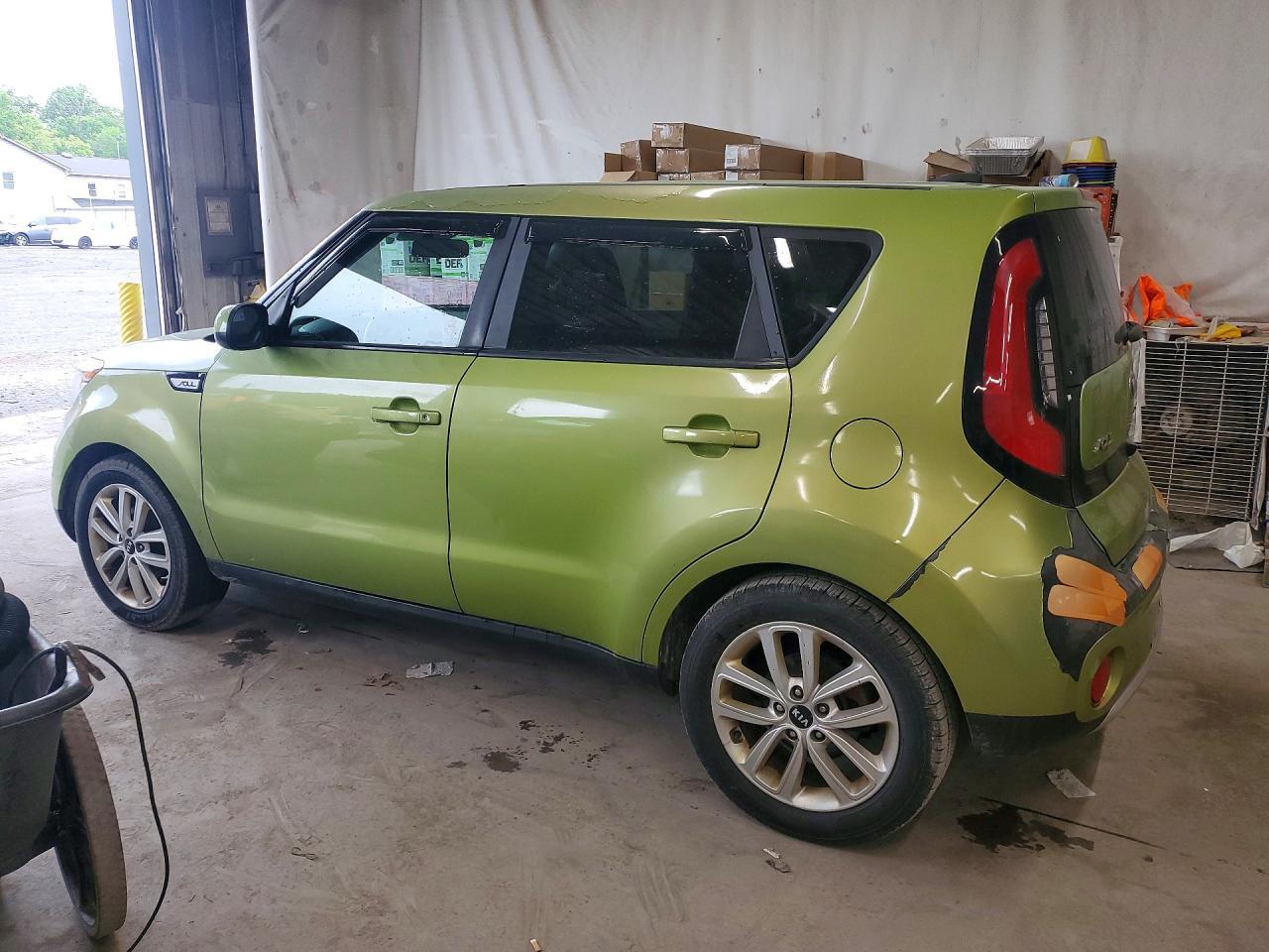 2017 KIA SOUL