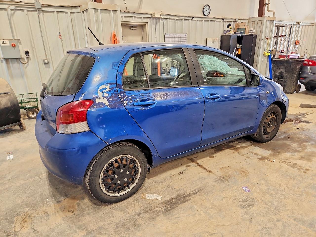 2010 TOYOTA YARIS