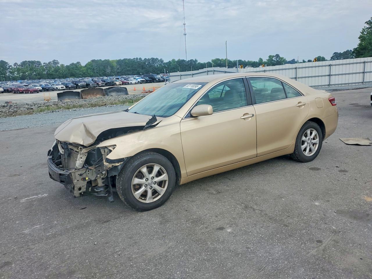 2011 TOYOTA CAMRY